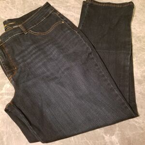 Dark wash Lee plus jeans 18W